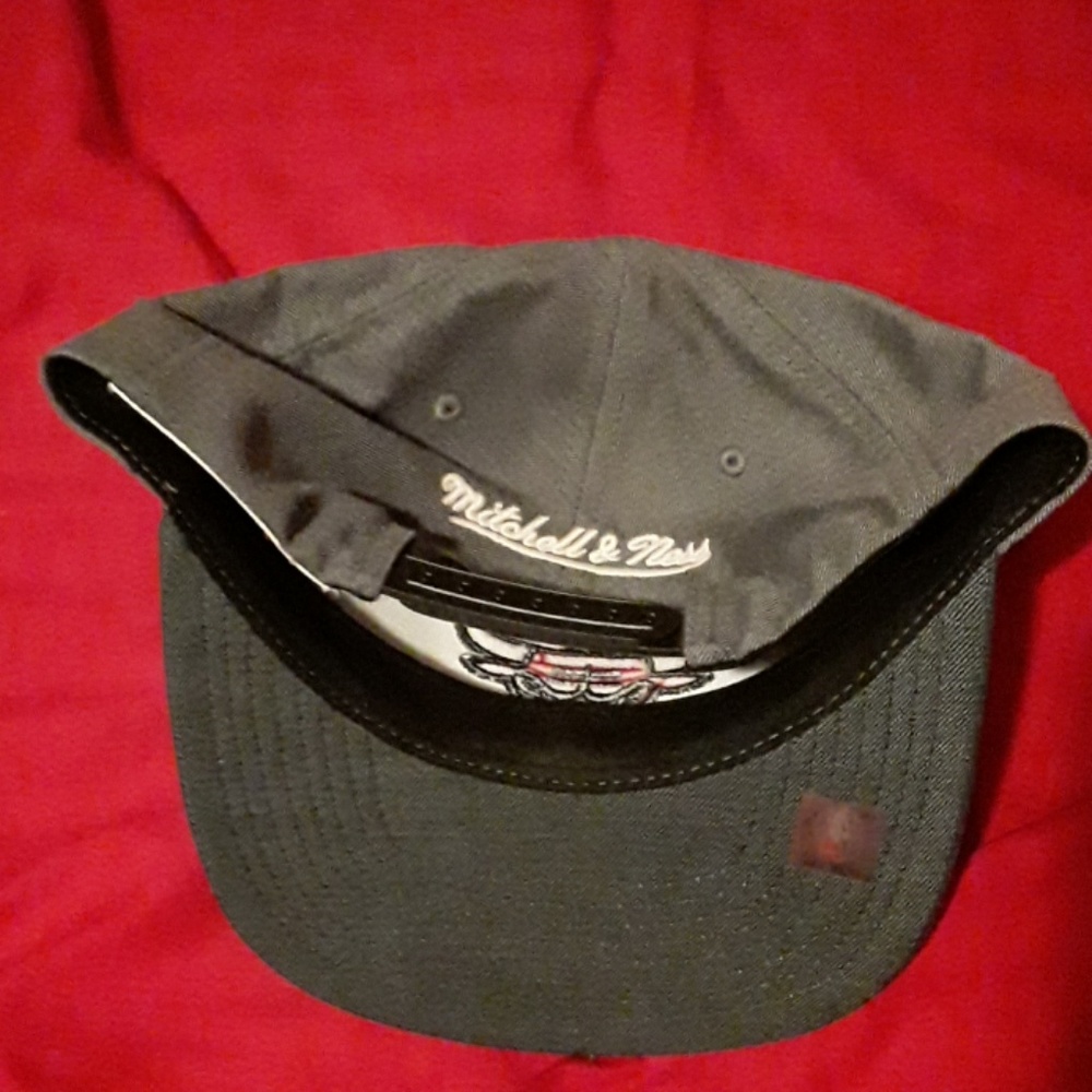 Snapback - Picture 2 of 3